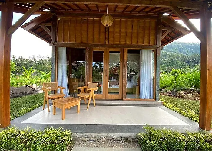 Kubu Sakian ロッジ Wisma Kerta