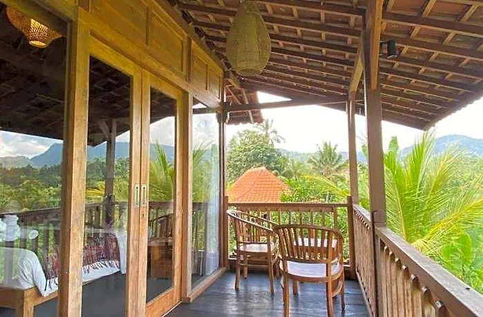 Kubu Sakian ロッジ Wisma Kerta